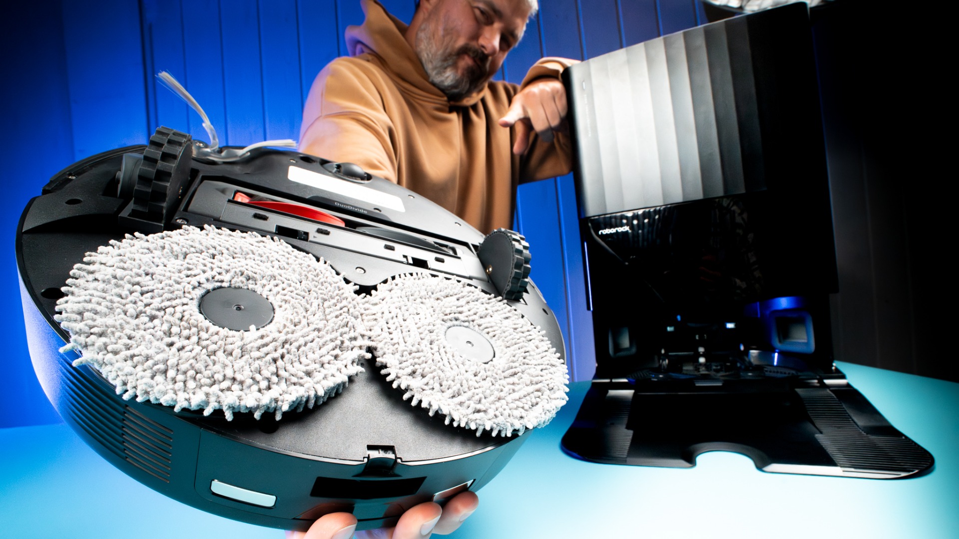 Roborock Qrevo Edge Recenze: Uklízí líp než moje ex. A ještě u toho mlčí!