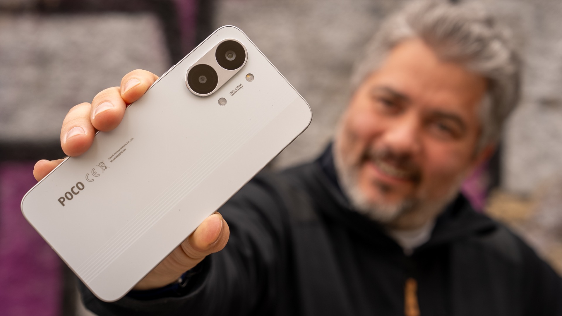 POCO X8 Pro Max Recenze: Skvělá výdrž, výkon a cena, co srazí konkurenci na kolena!
