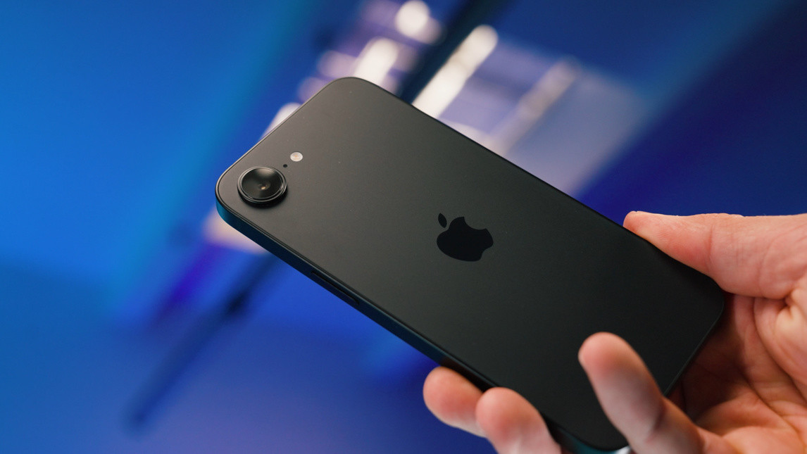Apple iPhone 17e