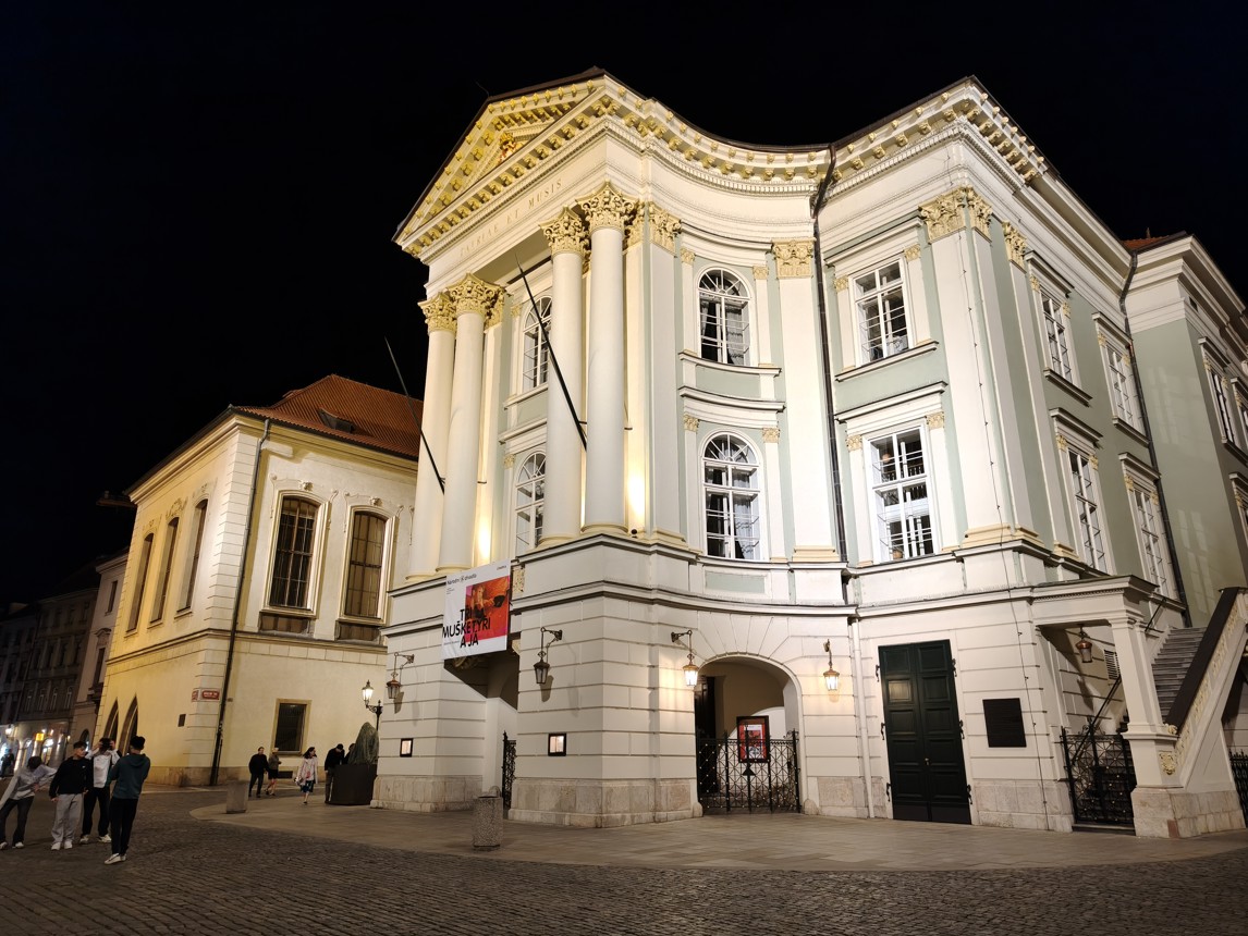 Fotogalerie realme GT 7: Fotky z telefonu - fotografie č.101