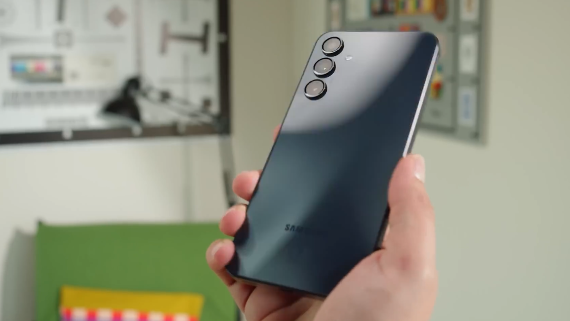 Fotogalerie Samsung Galaxy A16 5G: Naše fotografie - fotografie č.1