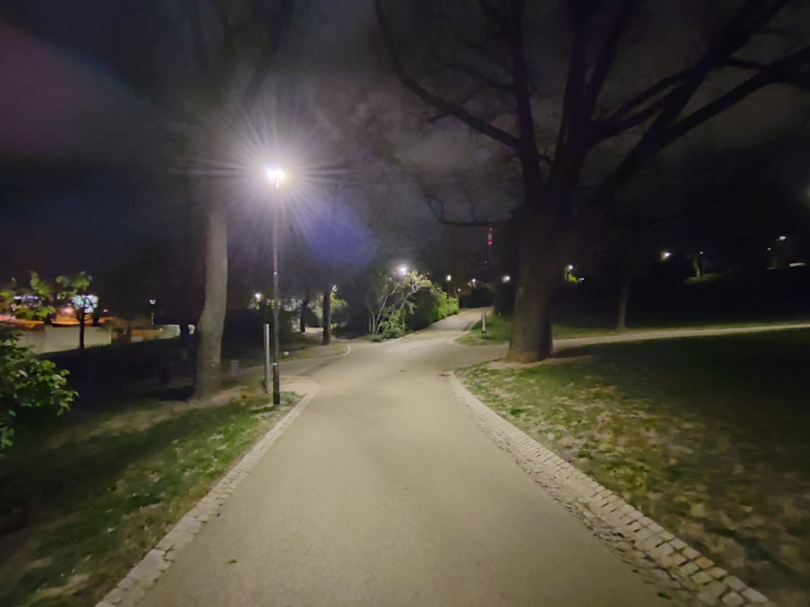 Fotogalerie vivo V40 SE: Fotky z telefonu - fotografie č.16