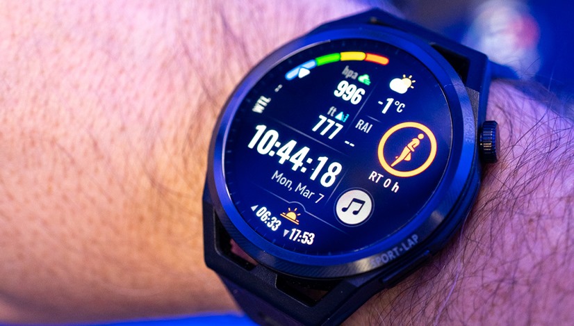 Huawei Watch GT Runner recenze