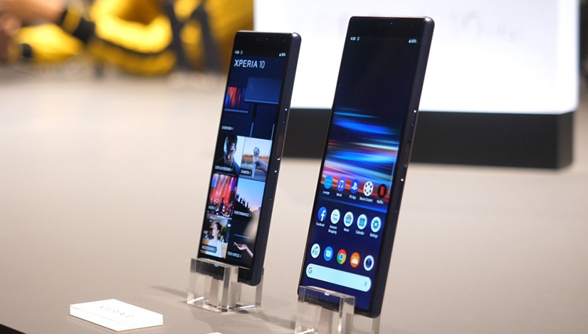 https://www.huramobil.cz/fotocache/aktuality/sony_xperia_10_826x469.jpg