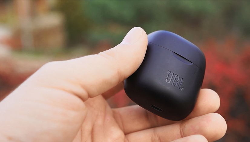 JBL Tune 220 TWS: Airpods pro Android