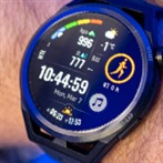 Recenze Huawei Watch GT Runner