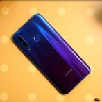 Recenze Honor 20 Lite: Nejmenší brácha ze slavné dvacítky 