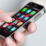 Mint: Nejmenší chytrý telefon na světě pořídíte kolem dvou tisíc