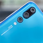 První mobil na světě se třemi fotoaparáty - Huawei P20 Pro