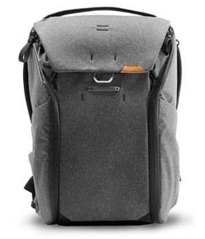 Peak Design Everyday Backpack 20L v2 fotobatoh šedý (Charcoal) SLEVA 20% na Peak Design Capture V3 ,Slevou na Capture stříbrný 10% ,ZDARMA web kamera Media-Tech