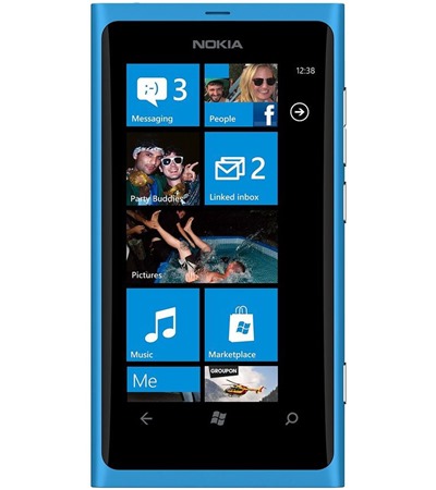 Nokia Lumia 900 Cyan