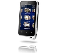 Sony Ericsson ST17i Xperia Active Black / White