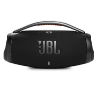 JBL Boombox 3 bezdrátový voděodolný reproduktor černý LDNIO SC10610 prodlužovací kabel 2m 10x zásuvka, 5x USB-A, 1x USB-C bílý