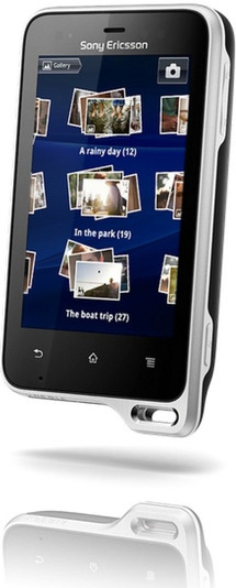 Sony Ericsson ST17i Xperia Active Black / White