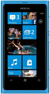 Nokia Lumia 900 Cyan