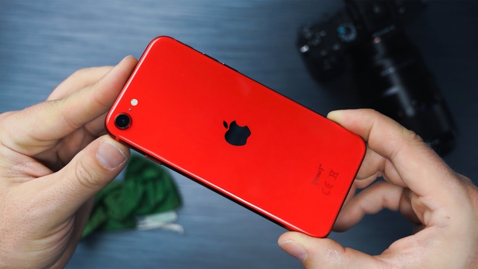 Apple iPhone SE 2022 Recenze: Geniální nebo Fail?