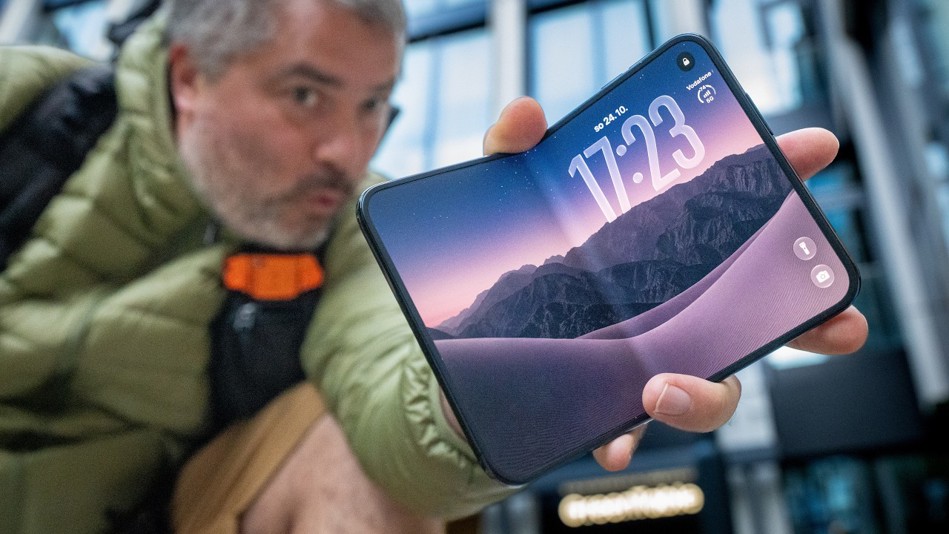 ?? iPhone DUO: Po 24 hodinách!