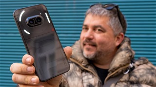 Nothing Phone (2a) Recenze: To, co vám jinde neřeknou!