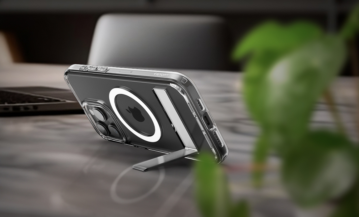 Spigen Ultra Hybrid iPhone 15 Pro Series