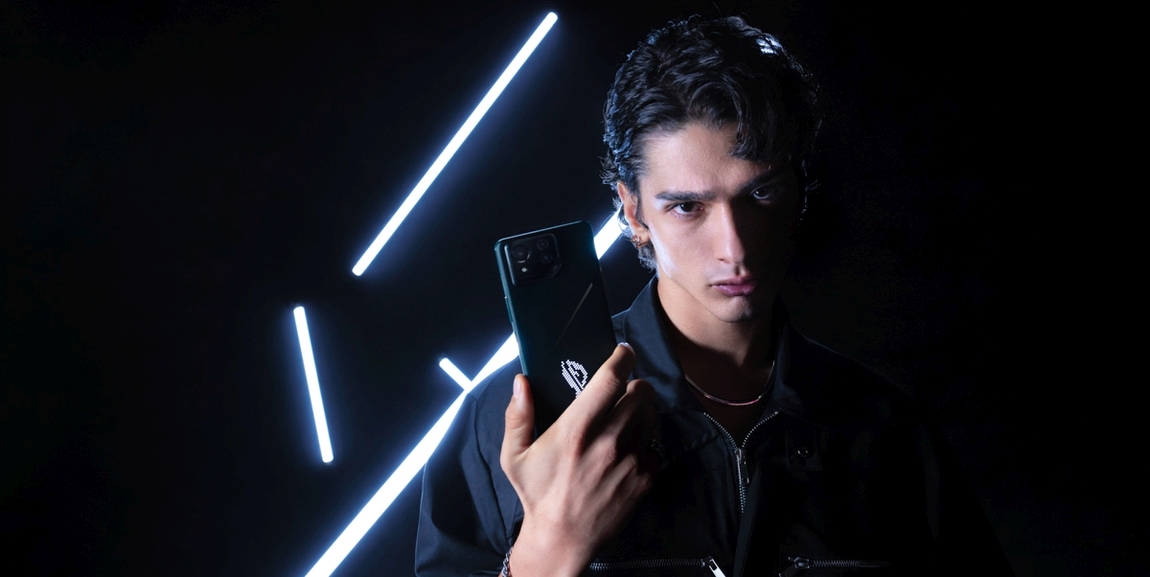 ASUS ROG Phone 8 Pro