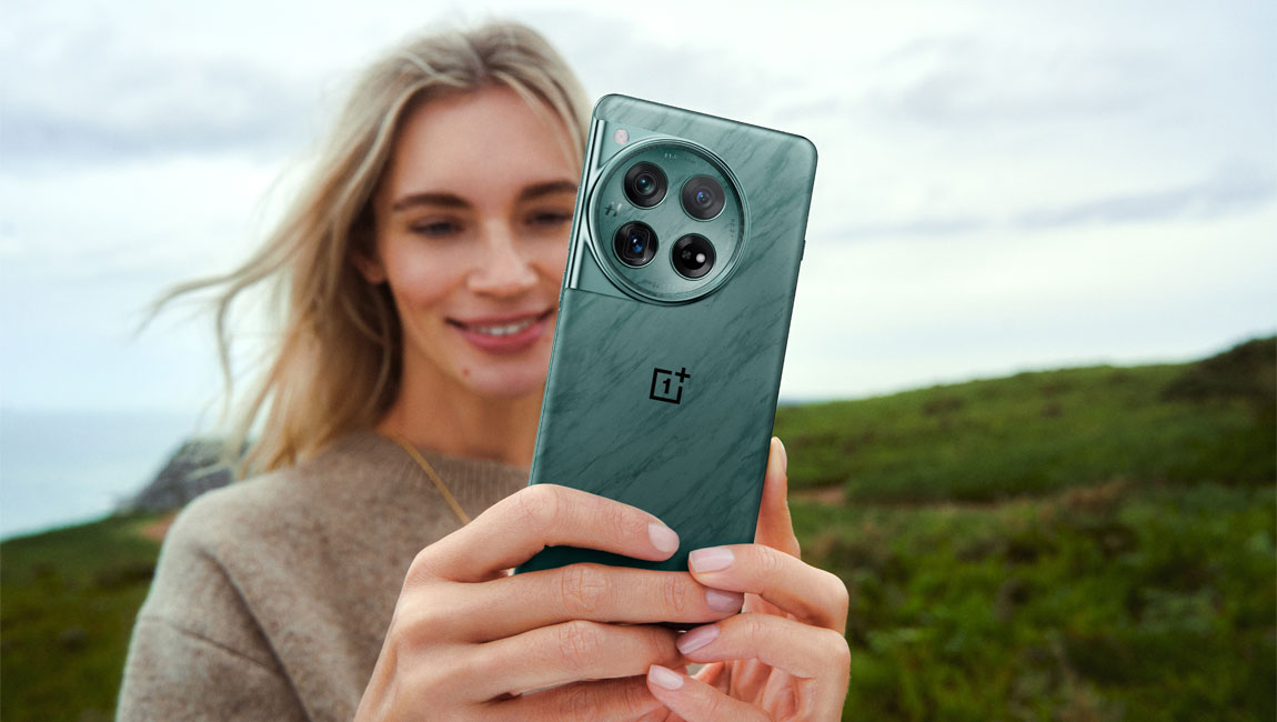 OnePlus 12 Flowy Emerald