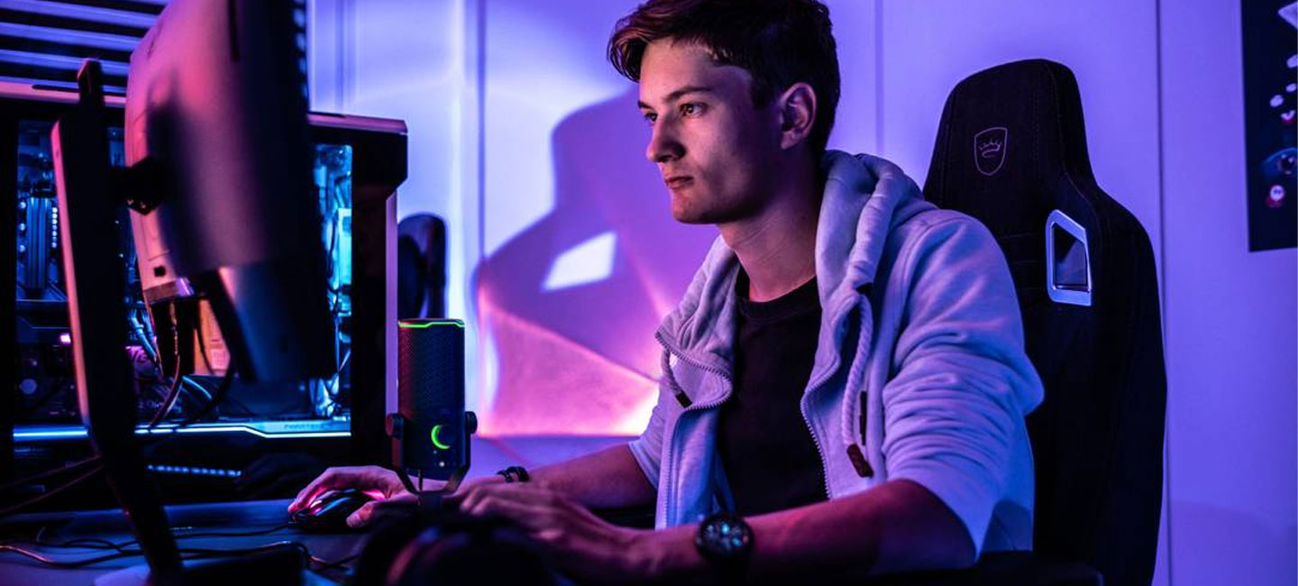 JBL Quantum Stream Studio