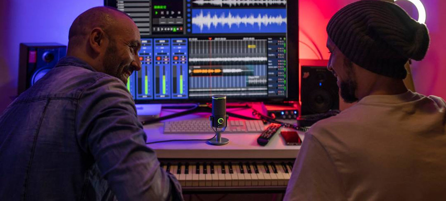 JBL Quantum Stream Studio