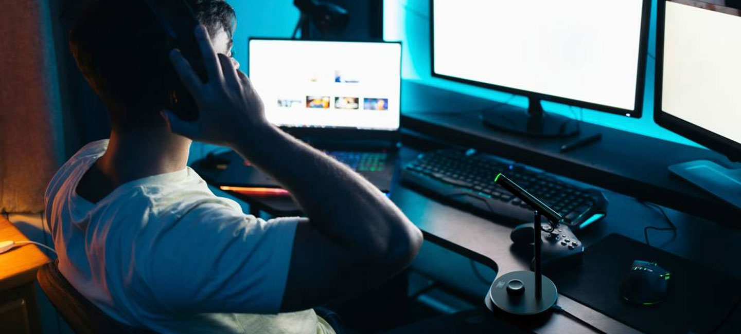 JBL Quantum Stream Talk