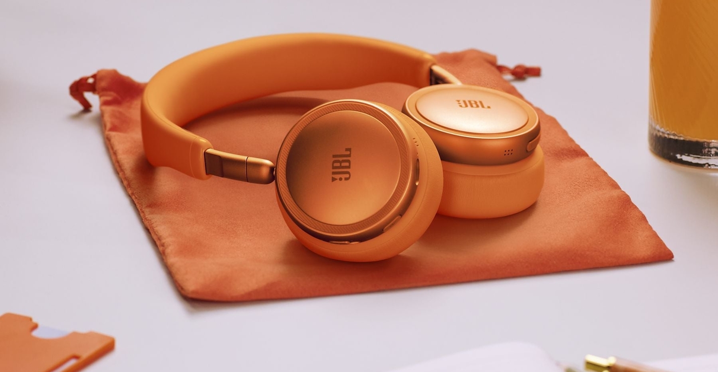 JBL Live 680NC