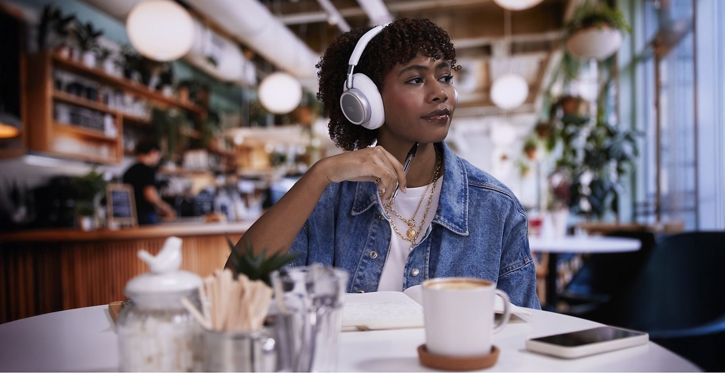 JBL Live 780NC