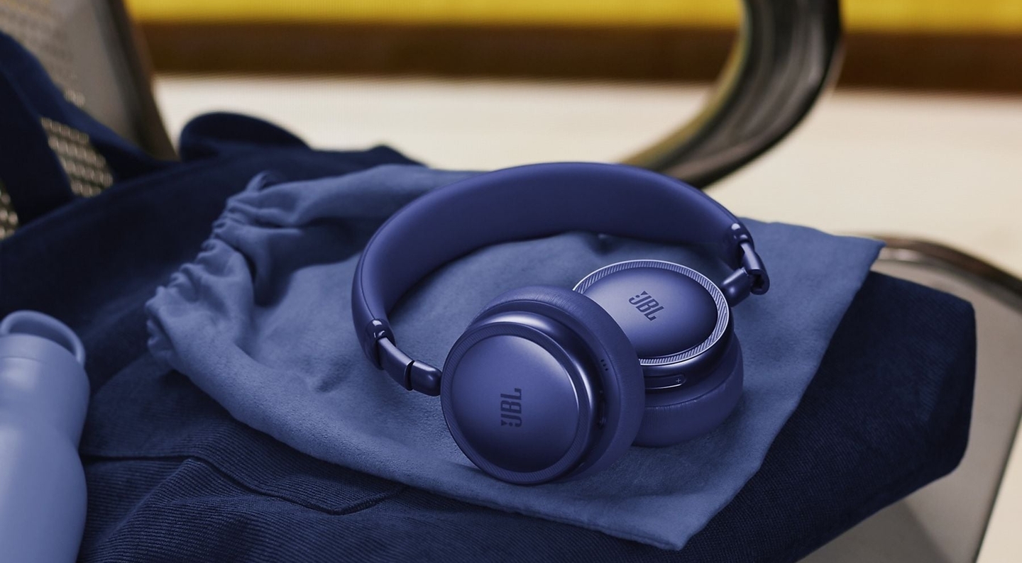 JBL Live 780NC