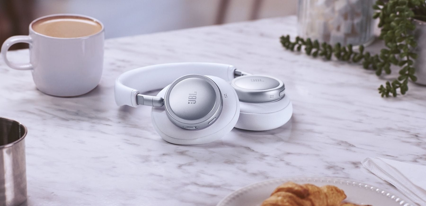 JBL Live 780NC